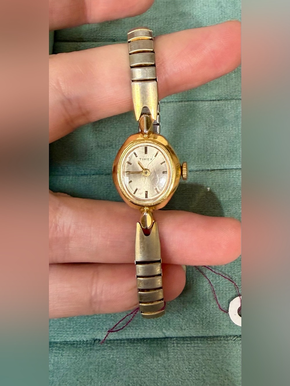 Vintage Timex Ladies Stretch Watch - Winder